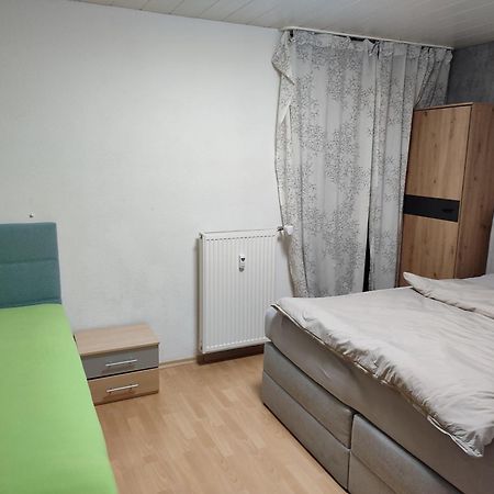 Komfortable Ferienwohnung In Floersheim-Weilbach フレールスハイム・アム・マイン エクステリア 写真